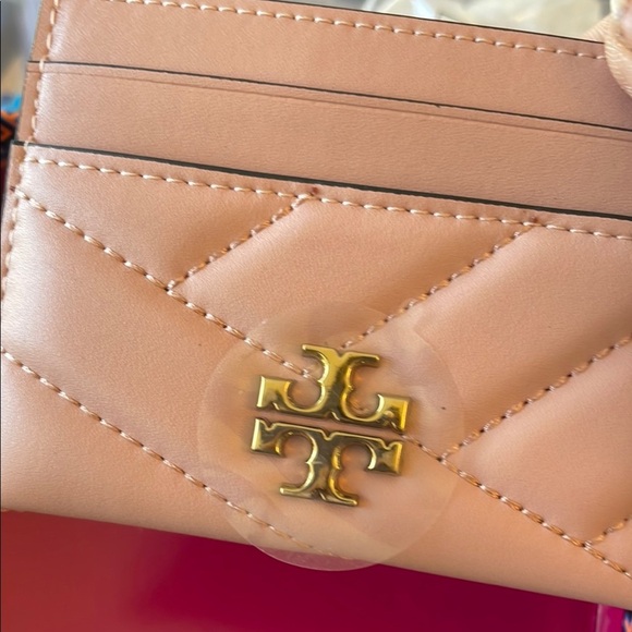Tory Burch Pink City Quilted Card Holder - Picture 3 of 5